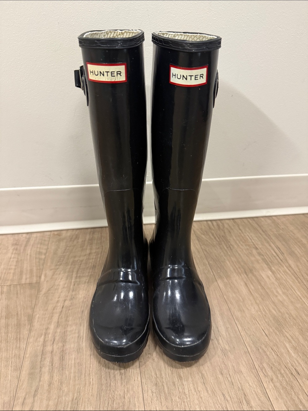 Hunter Women's Tall Black Gloss Rain Boots with Logo